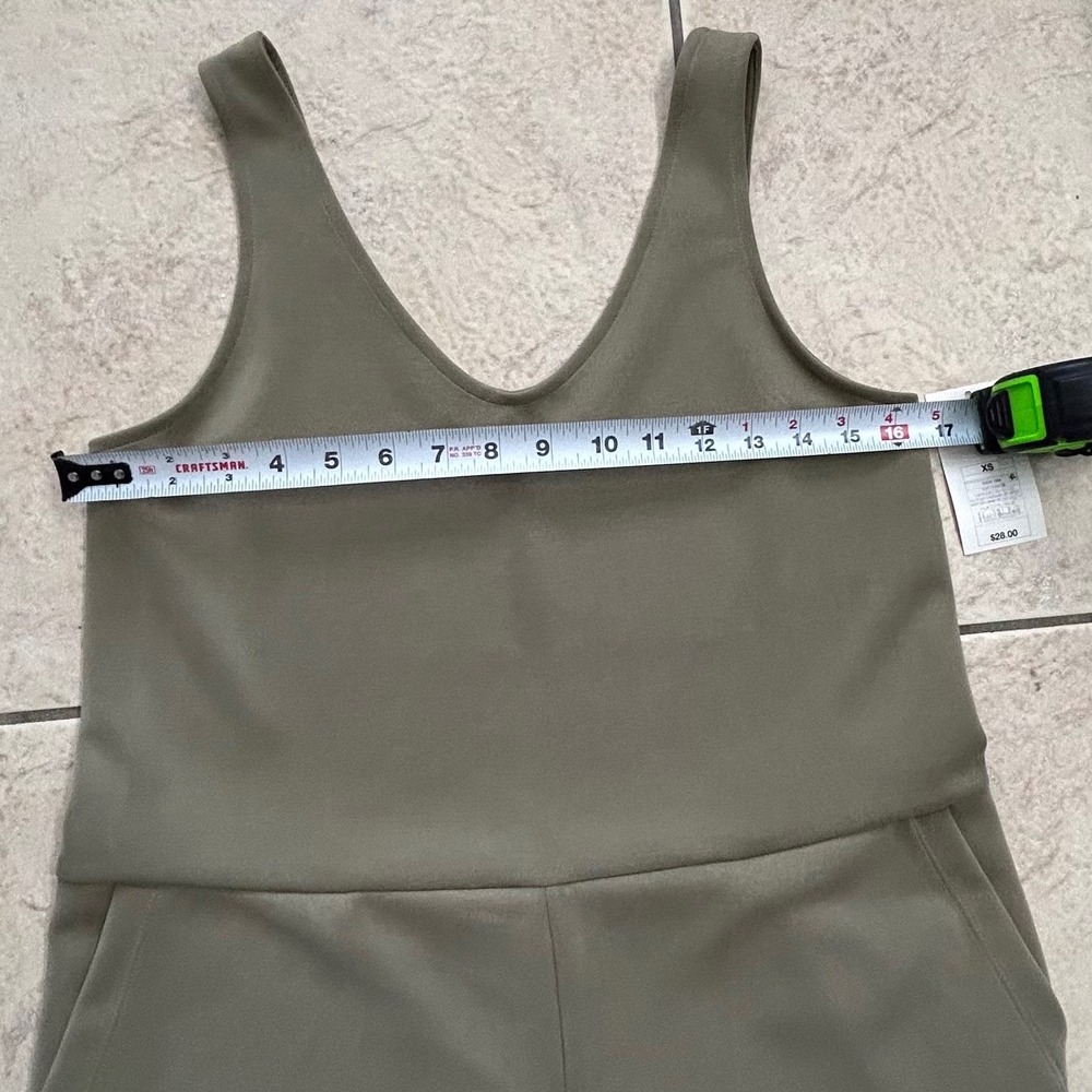 All in Motion Womens XS Olive Green Sleeveless V-Neck Romper NWT - Picture 8 of 10